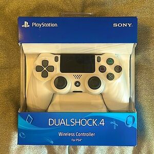 White PlayStation 4 DualShock 4 Wireless Controller for PS4